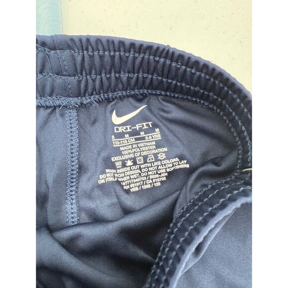 NWT Nike Boy's Kid's 4 Piece Set, Shorts & T-Shirt, Outfit, Size 6 - Picture 6 of 13